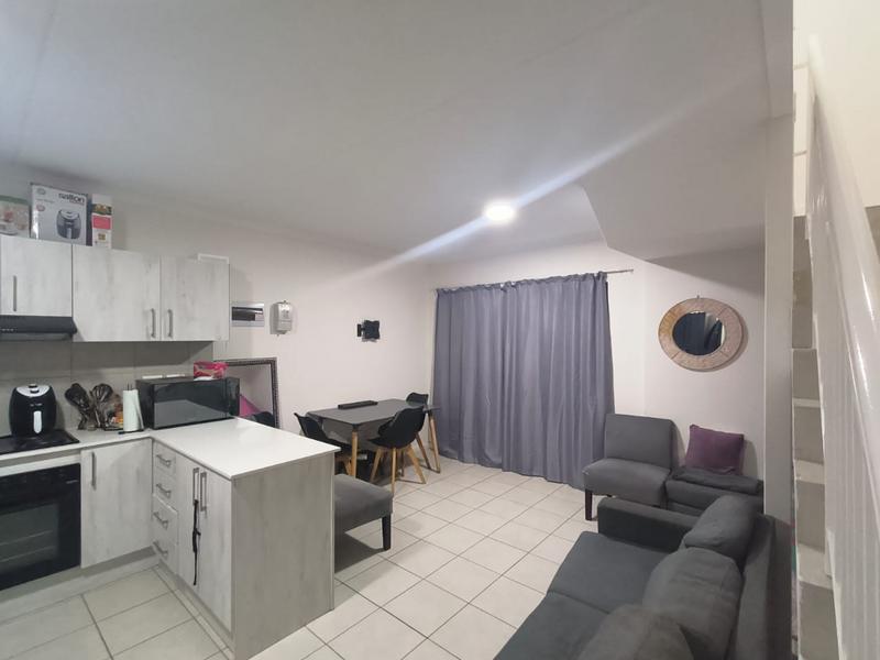 To Let 2 Bedroom Property for Rent in Highbury Western Cape
